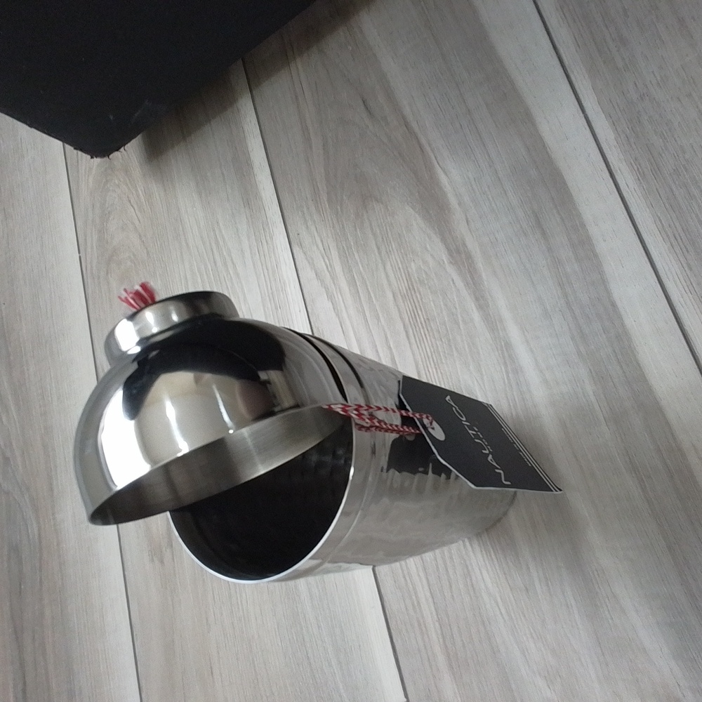 Nautica Bar Cocktail Mixer 2 pcs. Sell as is.